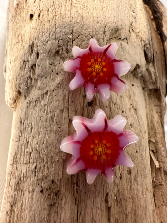 Dahlia Shaped Pink Flower Stud Earrings - Powerglassworks